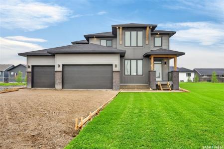 104 LAKEWOOD DRIVE, Humboldt, Saskatchewan S0K 2A0, Canada