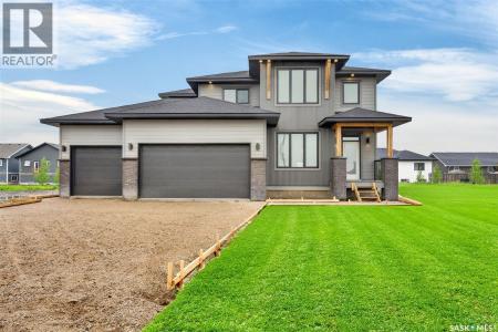 104 LAKEWOOD DRIVE, Humboldt, Saskatchewan S0K 2A0, Canada