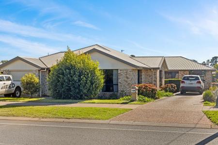 209 Nelson Street, Kearneys Spring, QLD 4350, Australia