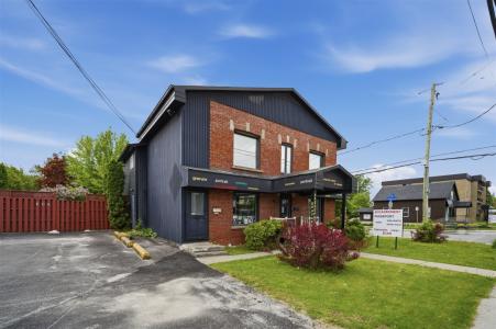 602Z-604Z Rue du Conseil, Sherbrooke (Fleurimont), Quebec J1G 1K5, Canada