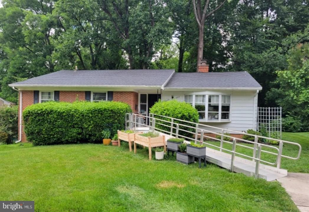 10104 Scout Drive, Fairfax, Virginia 22030, Stati Uniti