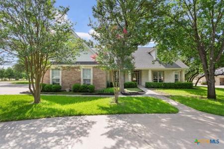 901 Salado Oaks Drive, Salado, Texas 76571, USA