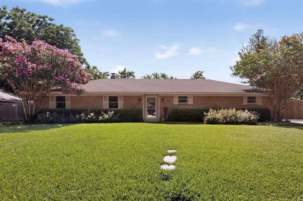 1702 Surrey Circle, Grand Prairie, Texas 75050, États-Unis