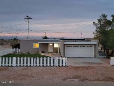 8313 Quezon Avenue, California City, Californie 93505, États-Unis