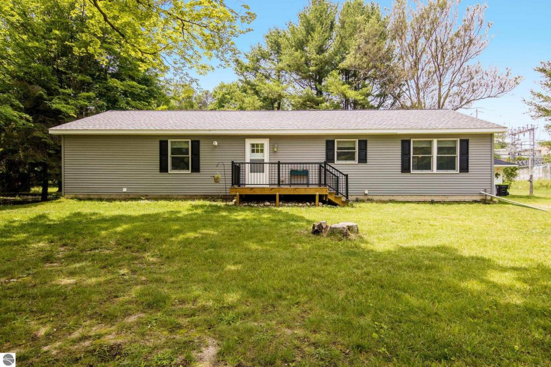 310 S Shabwasung Street, Northport, Michigan 49670, USA
