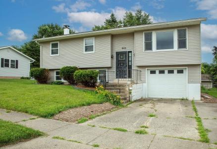 805 9th Ave Nw, Waverly, Iowa 50677, Stati Uniti