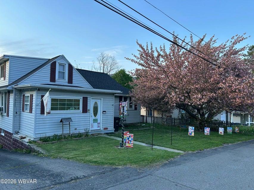 1473 Trevorton Road, Coal Township, Pennsylvania 17866, USA