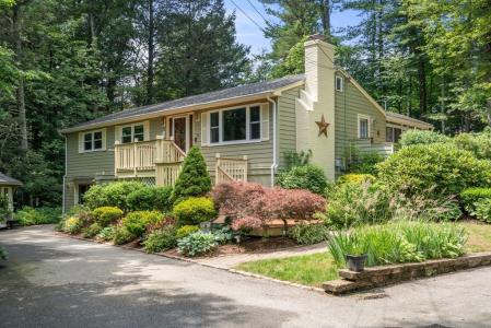 39 Whiting Rd, Oxford, Massachusetts 01540, USA