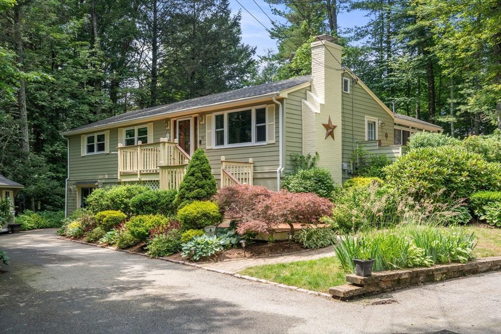 39 Whiting Rd, Oxford, Massachusetts 01540, USA