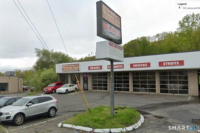 742 Lakewood Road, Waterbury, Connecticut 06704, États-Unis