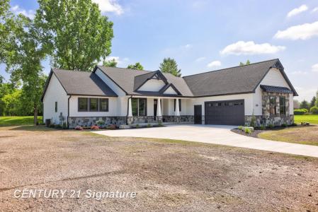80 Sawmill Creek, Saginaw, Michigan 48603, Stati Uniti