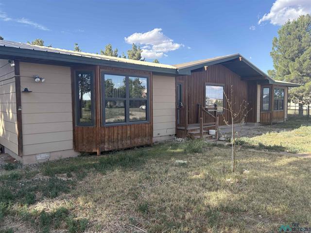 1108 W Fairground Road, Artesia, New Mexico 88210, USA