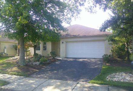 29 Peasley Drive, Marlboro, Нью-Джерси 07746, Соединенные Штаты