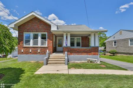 1635 E Emmaus Avenue, Allentown City, Pennsylvania 18103-8308, USA