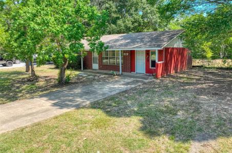 808 N Wright Avenue, Kerens, Texas 75144, USA
