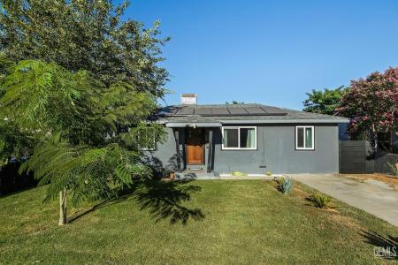 820 S Bradley Street, Visalia, California 93292, USA