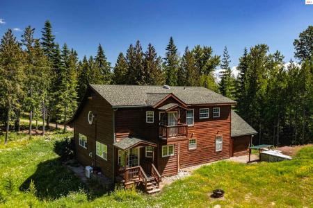 1261 Michael Lane, Sandpoint, Idaho 83864, USA