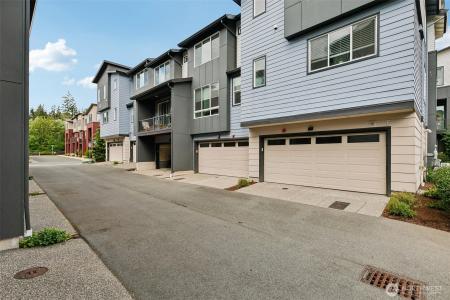615 238th Street , D, Bothell, واشنطن 98021, الولايات المتحدة