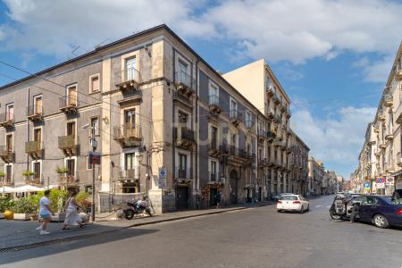 Via Antonino di Sangiuliano, Catania, Sicilia 95127, Italy