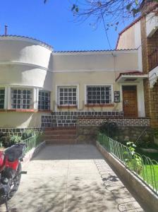 Calle Camacho , entre Bolivar y Adolfo Mier 1560, Centro, Oruro 00001, Bolivia