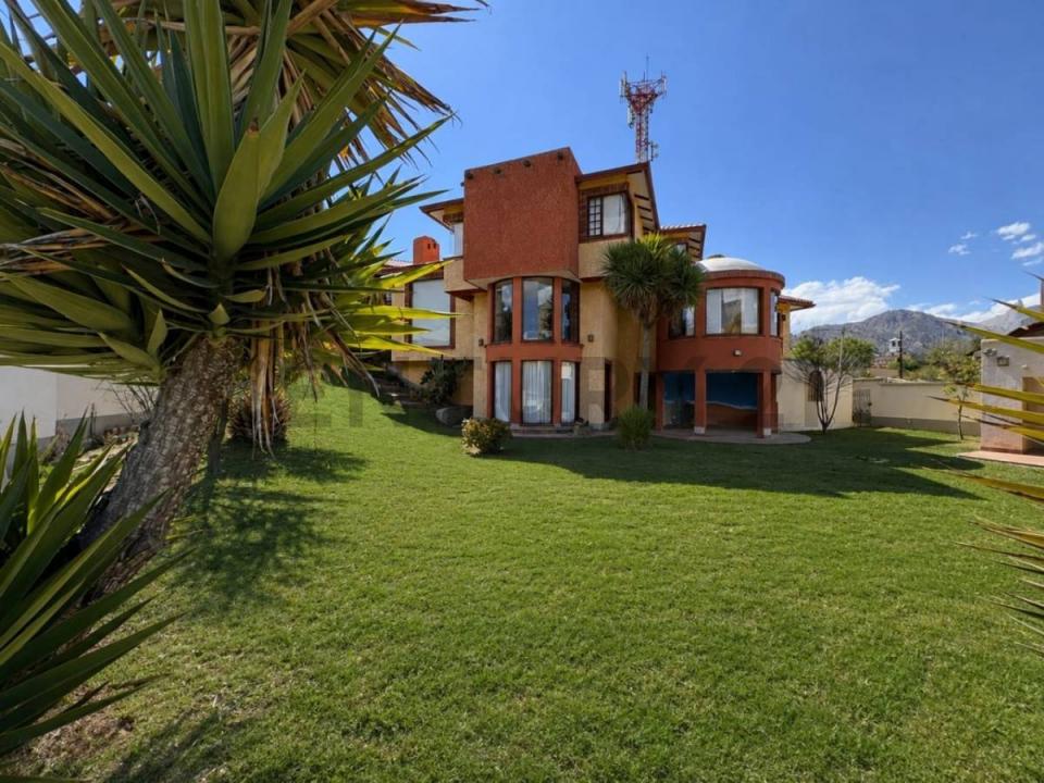 Av. Altamirano N° 298 298, Mallasilla, La Paz 00001, Bolivie