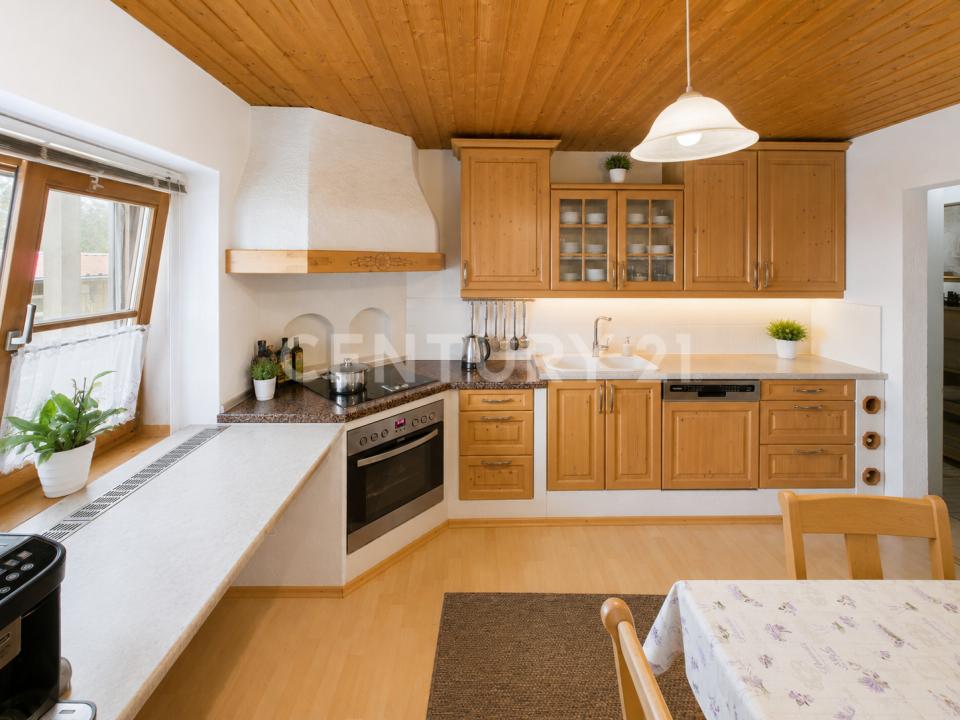 Traunreut, Bayern 83301, Đức