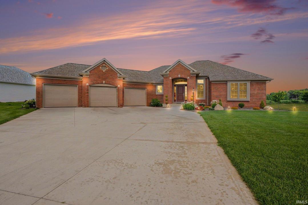 58604 Woodfield View, Elkhart, Indiana 46517, USA