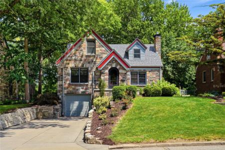 1641 38th Street, Des Moines, Iowa 50310, HOA KỲ