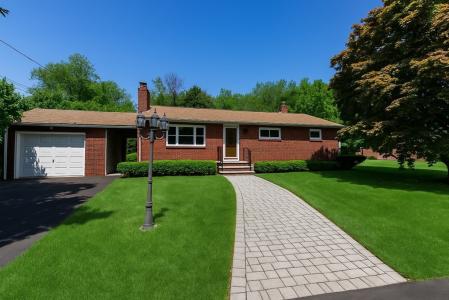 80 Forestt Street, Saugus, 麻薩諸塞州 01906, 美國