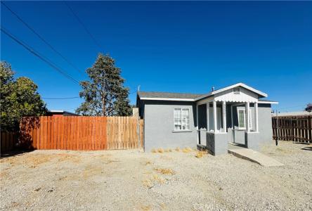 35007 Cedar, Barstow, California 92311, USA