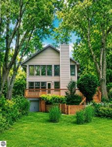 2511 Lott Avenue, Holt, Michigan 48842, USA