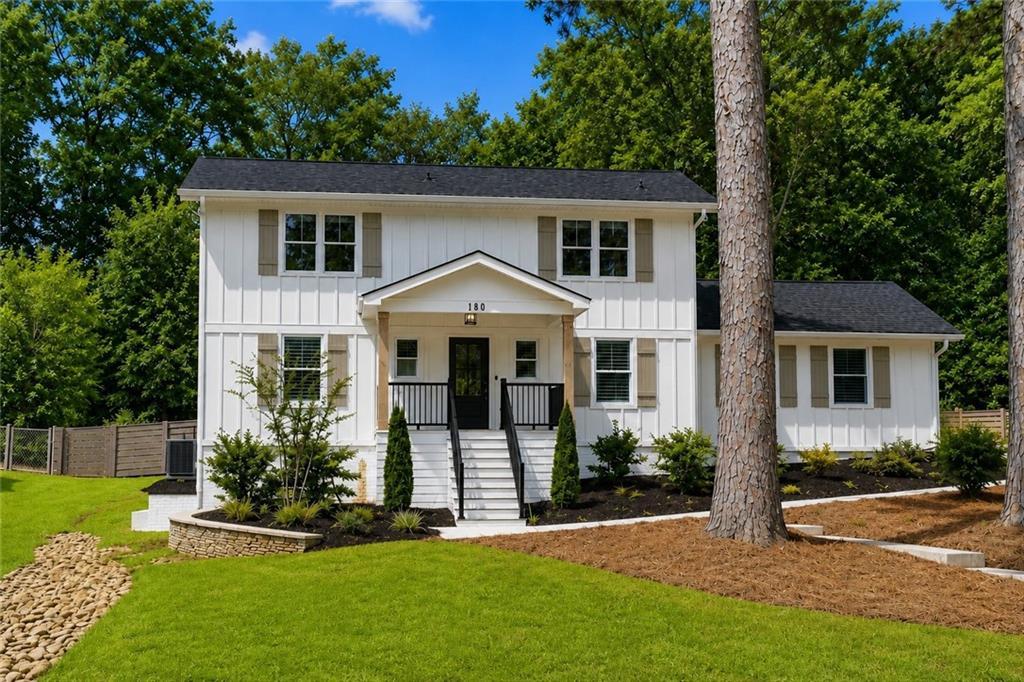 180 Burnett Way, Alpharetta, גאורגיה 30009, ארצות הברית של אמריקה