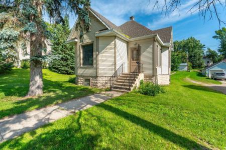 528 W Summit Avenue, Fergus Falls, Minnesota 56537, Estados Unidos