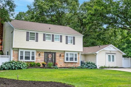 6 Stratton Lane, Stony Brook, New York 11790, USA