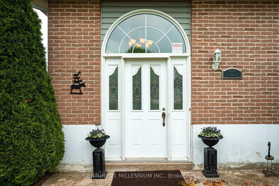 13 ELLEN CRESCENT, Erin, Ontario N0B 1Z0, Kanada