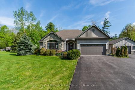 8 GRANDVIEW COURT, Quinte West, 安大略省 K0K 3E0, 加拿大