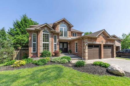 48 CRIMSON RIDGE ROAD, Barrie, 安大略省 L4N 9S1, 加拿大