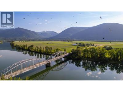 1680 NICKS ISLAND N ROAD, Creston, Colombie-Britannique V0B 1G7, Canada