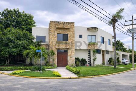 Condominio Barcelò- UV 346- mzna 35- lote 6 , Norte, Santa Cruz 00001, Bolivia