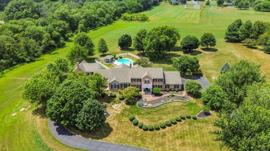 715 Mohns Hill Rd, Sinking Spring, Pennsylvania 19608, USA
