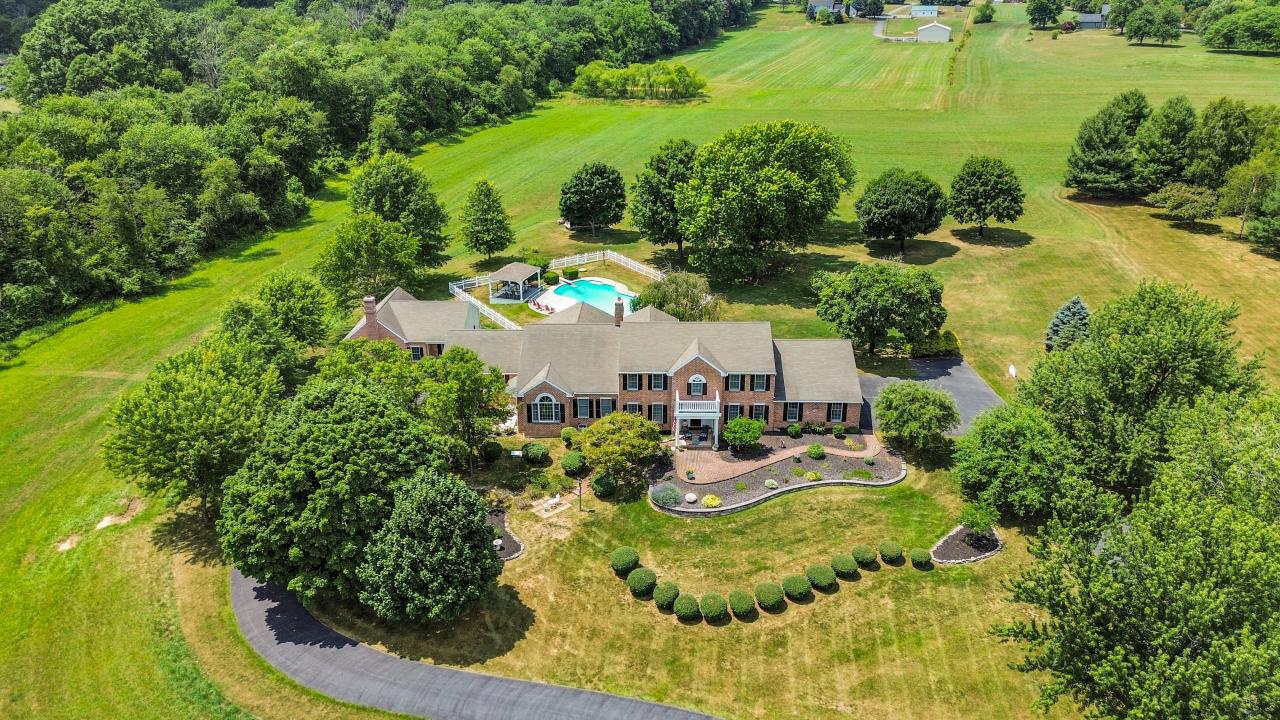 715 Mohns Hill Rd, Sinking Spring, Pennsylvania 19608, USA