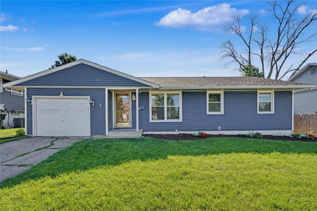 4520 Navajo Drive Ne, Cedar Rapids, Iowa 52402, Stati Uniti