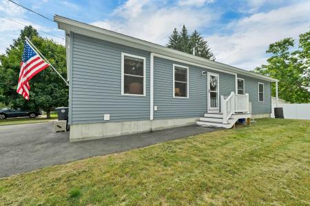 3 Carver Street, Franklin, New Hampshire 03235, États-Unis