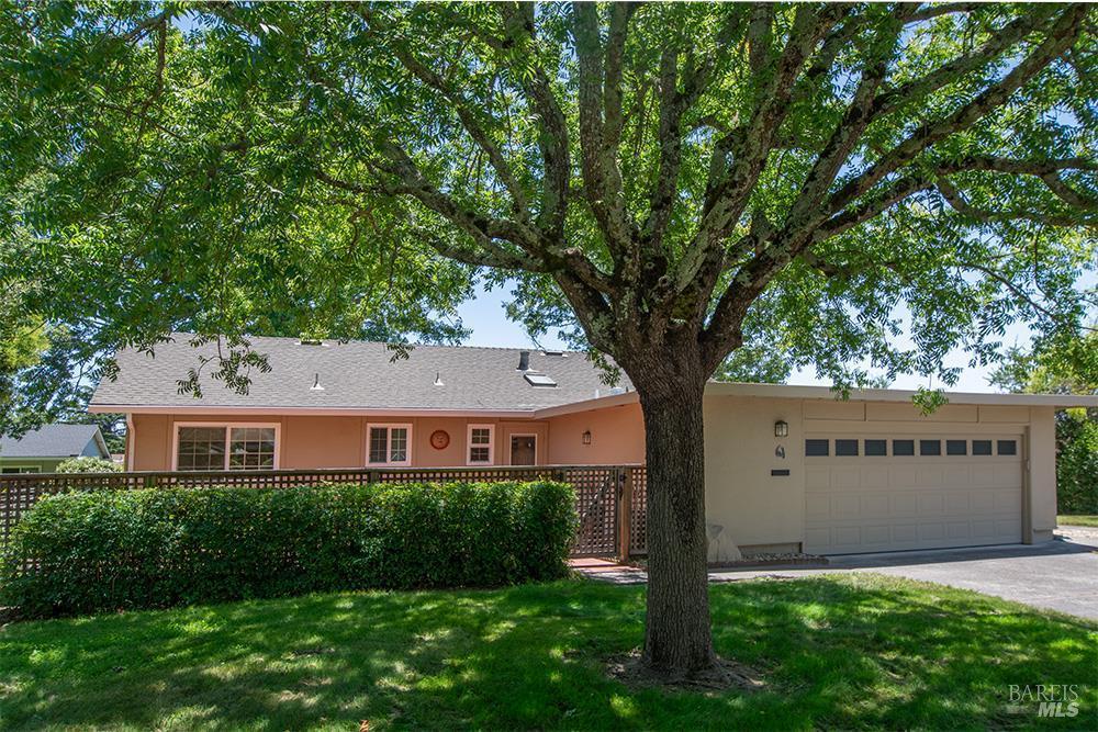 64 Temelec Cir, Sonoma, California 95476