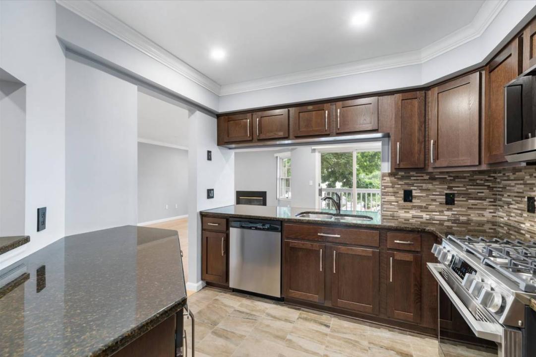 37 Amethyst Ln, Paterson, Nueva Jersey 07501, Estados Unidos