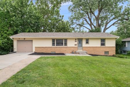 1210 Hillcrest Drive , Bellevue, Nebraska 68005, HOA KỲ