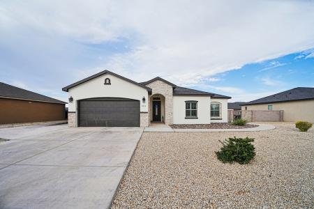 804 Barcelona Court, Carlsbad, New Mexico 88220, USA