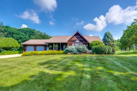 2785 Brady Lake, Ravenna, Ohio 44266, USA