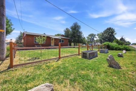 2093 E 6600 S, Uintah, Utah 84405, USA