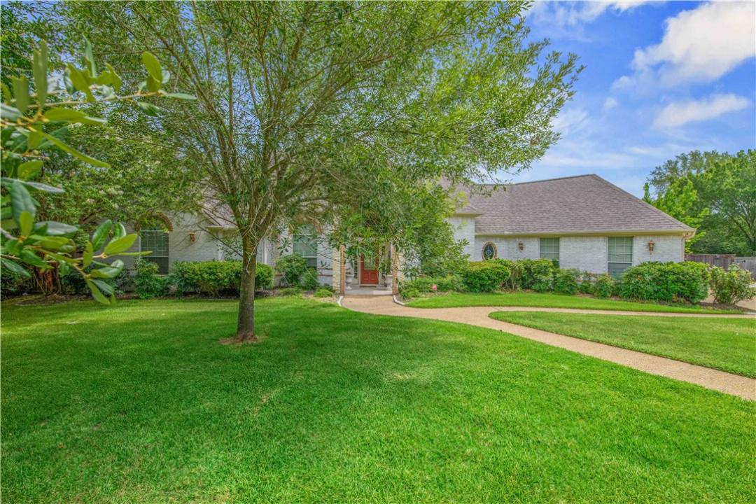 4401 Rocky Meadows Drive, College Station, Texas 77845